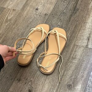 Cushionaire Strappy Sandals